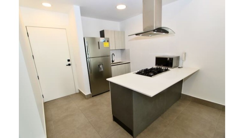 alquilo-apartamento-en-torre-one-58-big-3