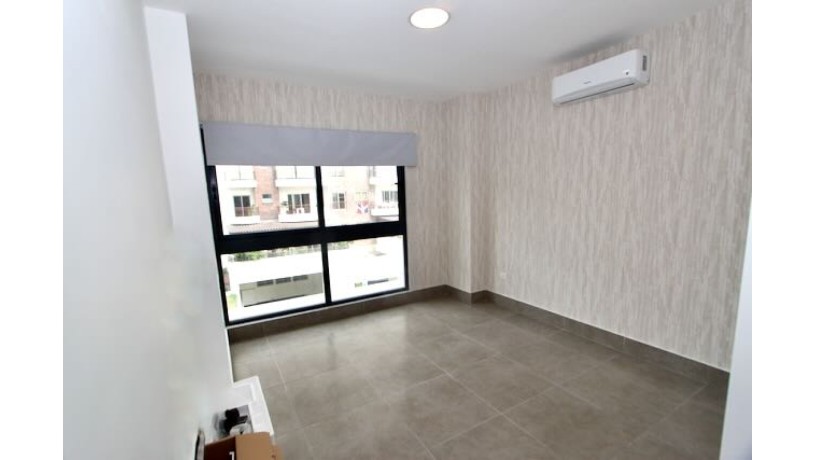 alquilo-apartamento-en-torre-one-58-big-2